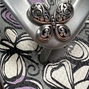 Women’s flip flops